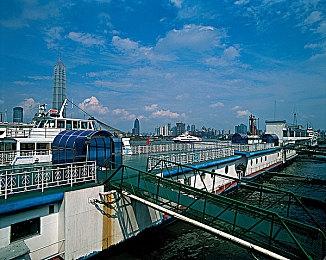 《LOOP8 降神》“朔夜”介绍影片公布 游戏明年3月发售